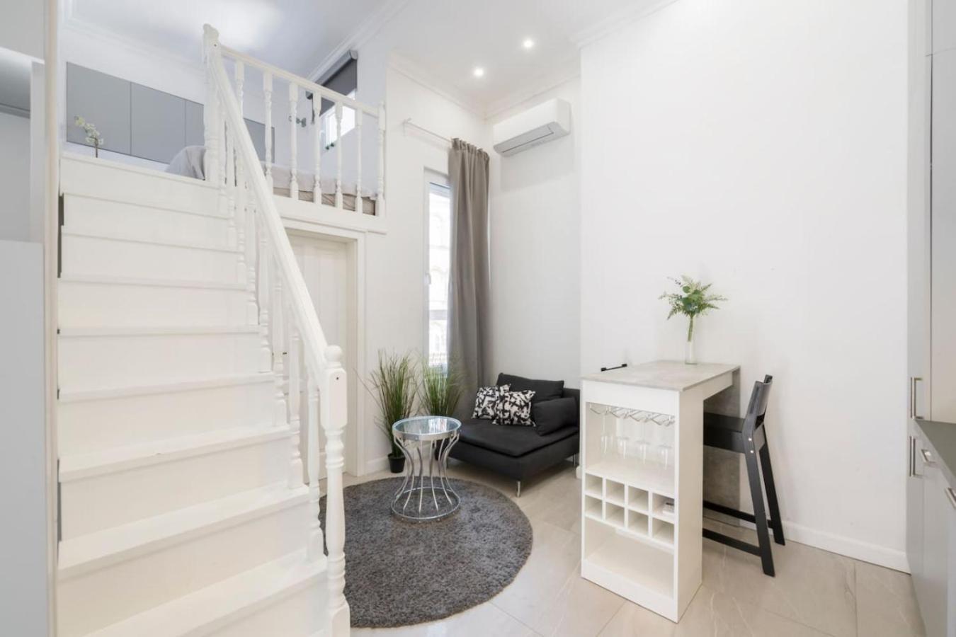 Studio Inn - Palace District Budapeşte Dış mekan fotoğraf